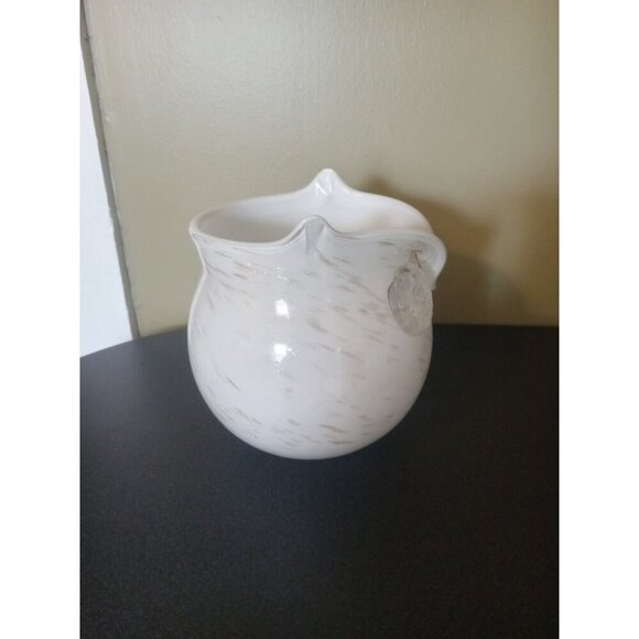 Hand‑Blown Glass Owl Vase – White & Gold Murano‑Style Art Sculpture Collectible - Picture 3 of 5